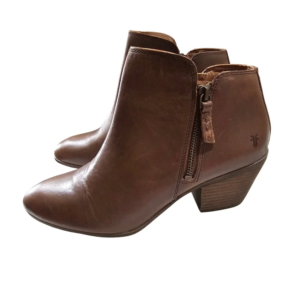 Frye Judith Double Zip Brown‎ Leather Almond Toe Ankle Booties Size 9M